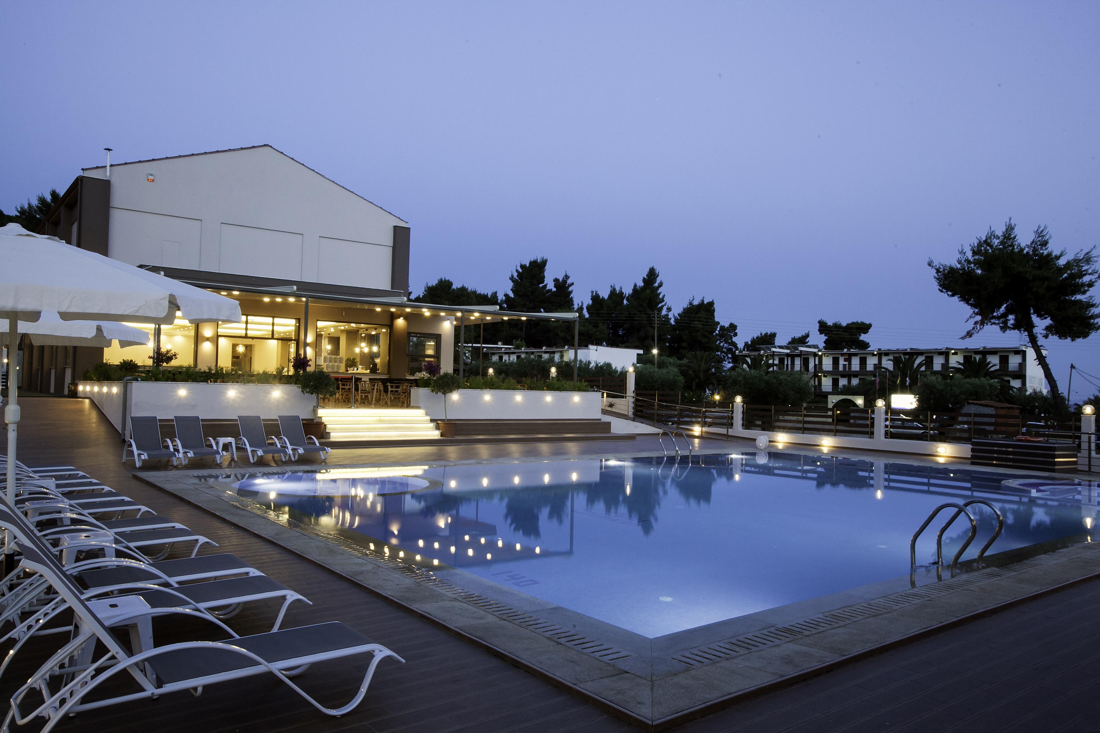 Hotel Simeon Metamorfosi  Exteriör bild